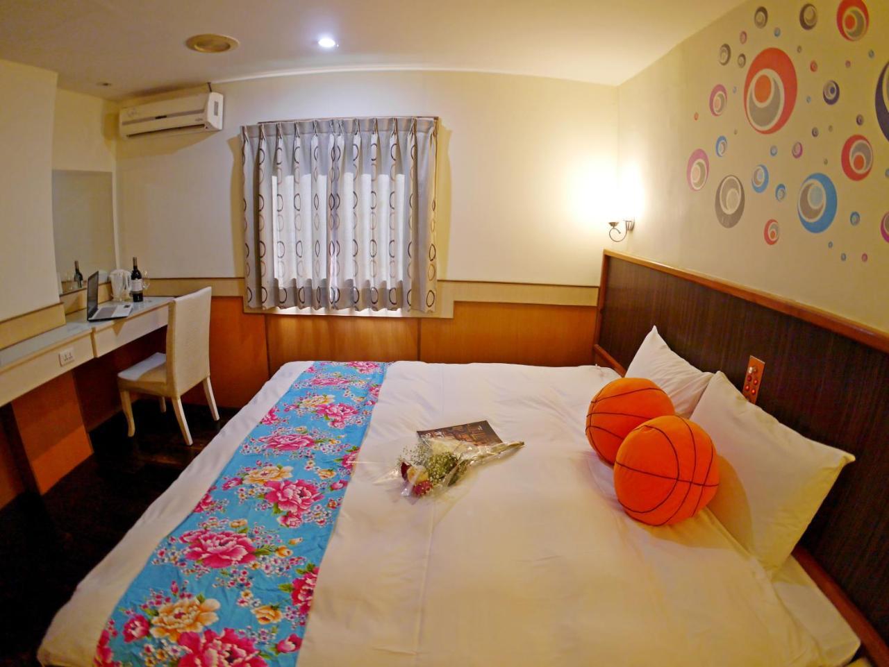 Galaxy Hotel Чжунли Экстерьер фото